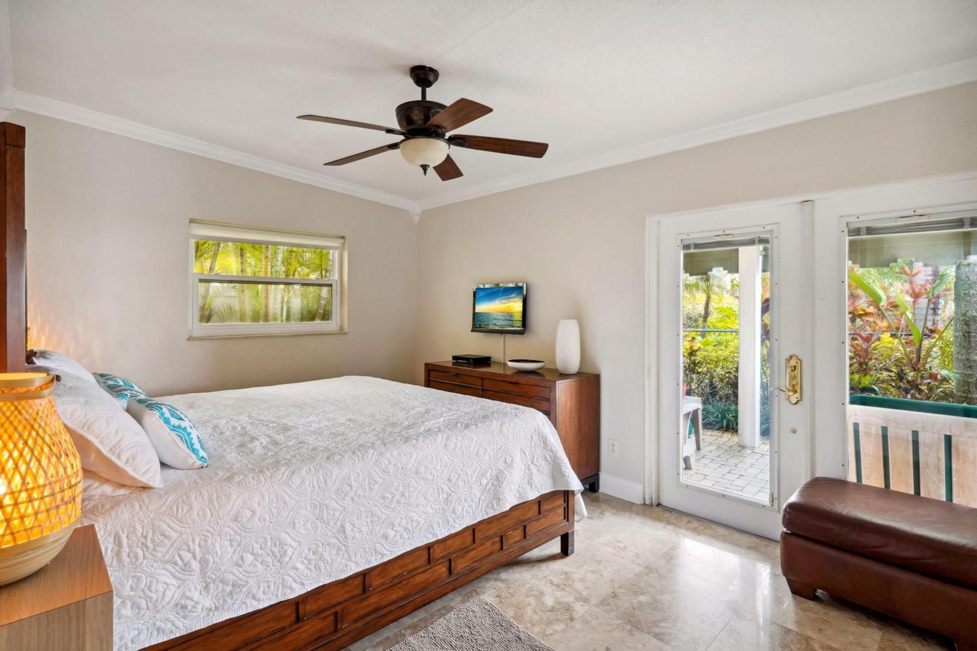 Coconut Paradise St. Pete Beach Bagian luar foto